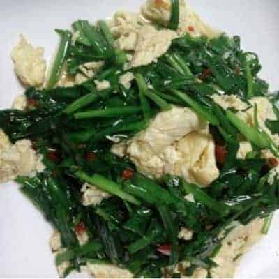 Fried Eggs With Chives