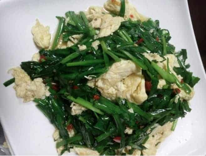 Fried Eggs With Chives