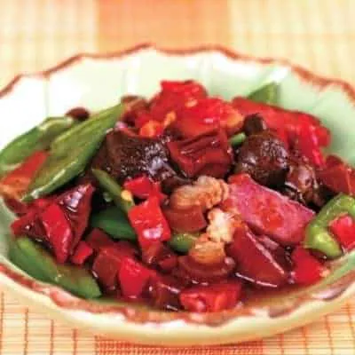 Stir fry Pork with Bamboo Shoots and Mushrooms