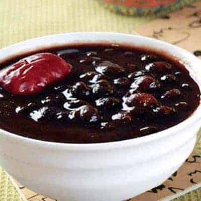 Grey Peas With Red Dates Dessert Recipe