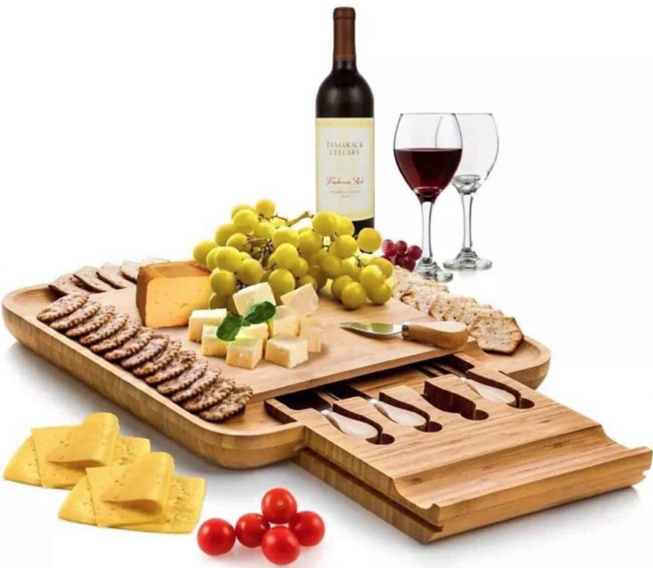 How to Choose the Best Cheese Board