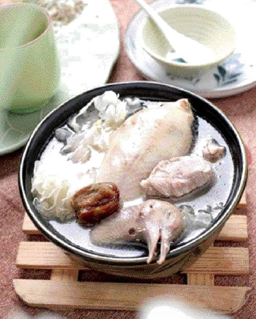 White Fungus and Red Date Pigeon Soup Recipe