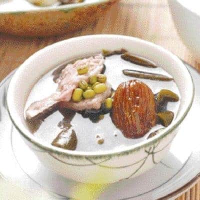 Mung Bean and Kelp Pork Ribs Soup Recipe