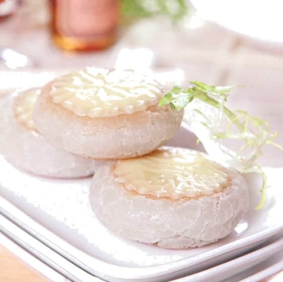Cheese and Bean Paste Round Cake Recipe