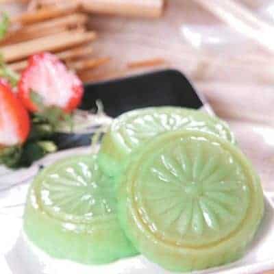 Crystal Spinach Custard Pie Recipe