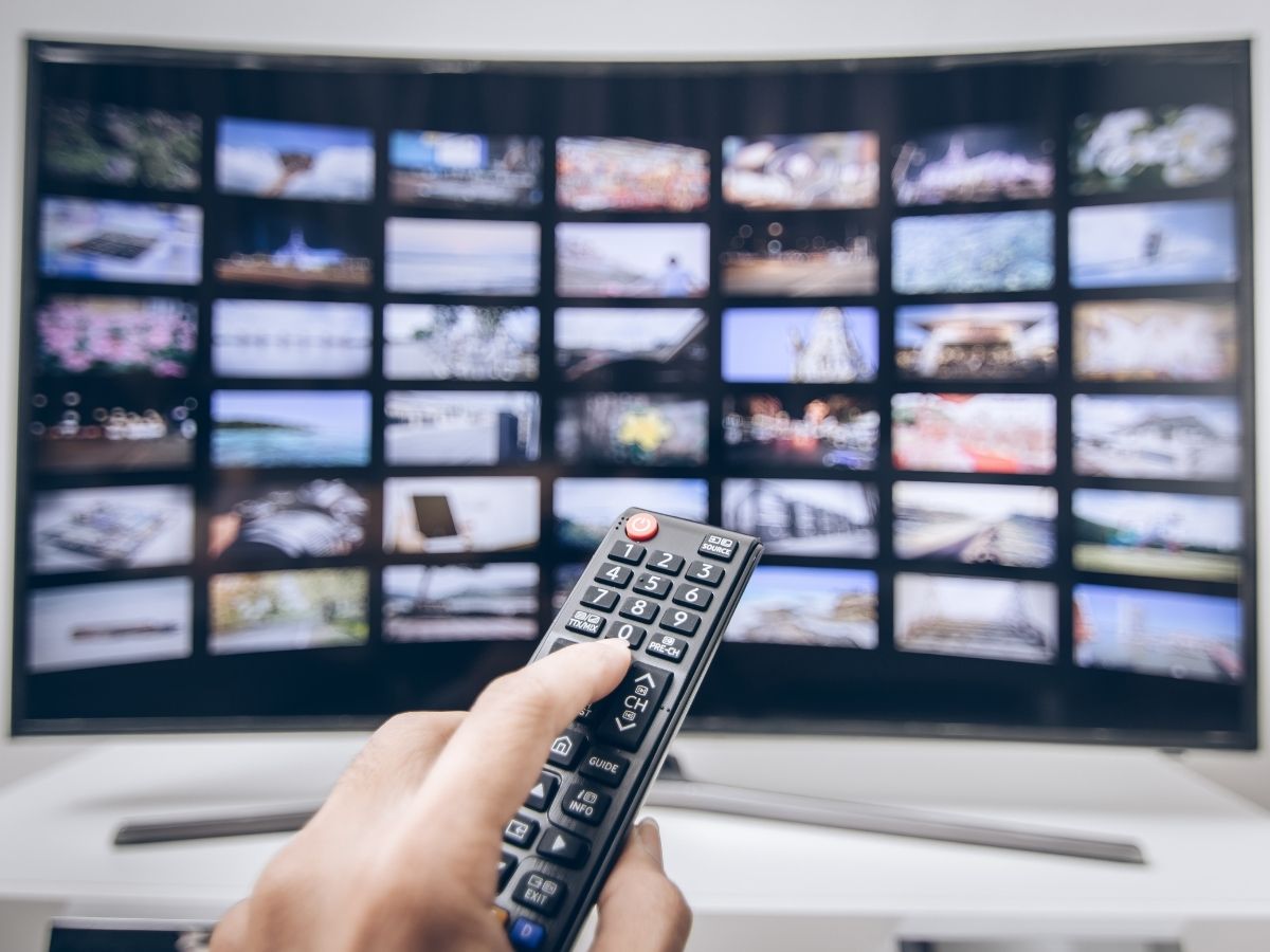Best Smart TVs Reviews and Buying Guide