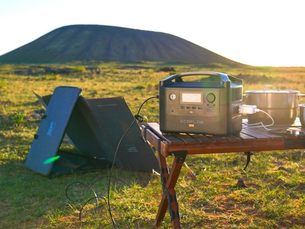 Ecoflow RIVER pro solar generator for camping
