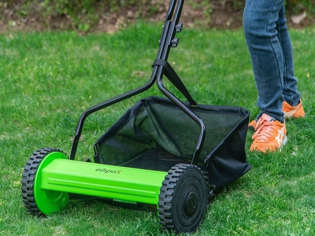 Manual Lawn Mower
