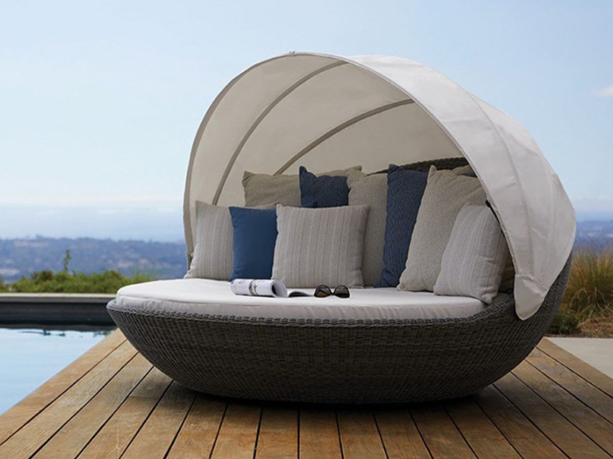 Best Outdoor Daybeds and Buying Guide