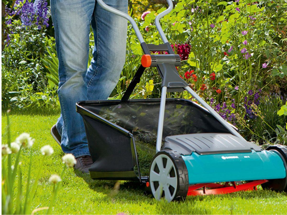10 Best Rotary Lawn Mowers and Buying Guide