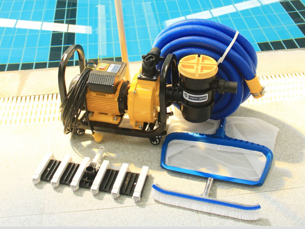 10 Pressure Automatic Pool Cleaners and Buying Guide